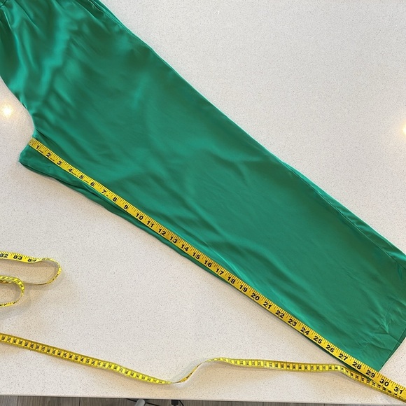 Montserrat New York Wide-Leg Silk Pants - Green, Size M - Picture 6 of 7
